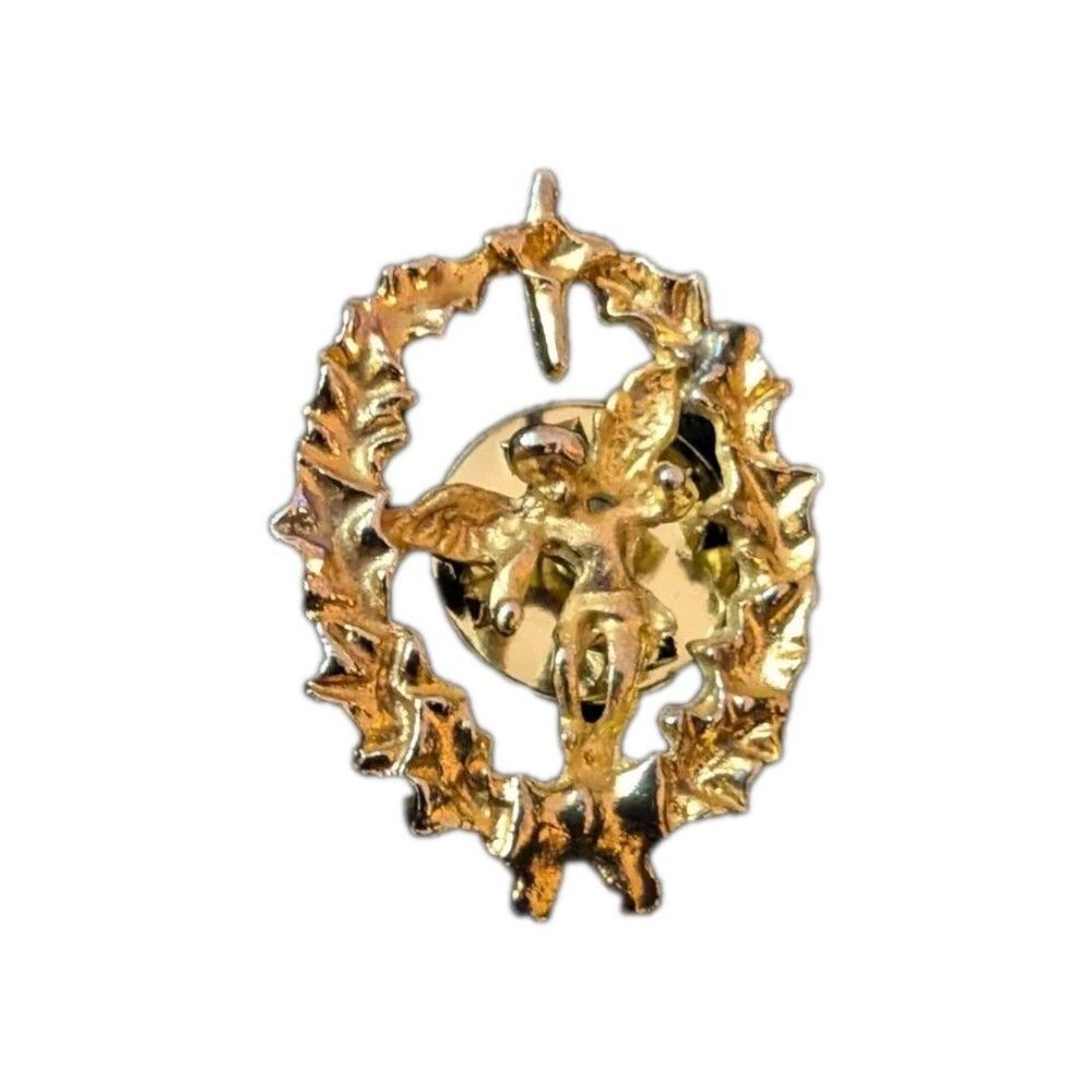 Vintage Gold Tone Cherub Angel In Wreath Lapel Pin